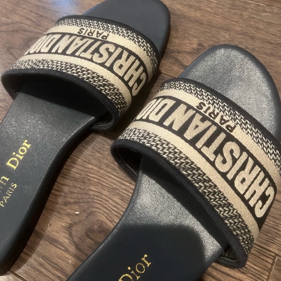 Christian Dior slides - Picture 4 of 7